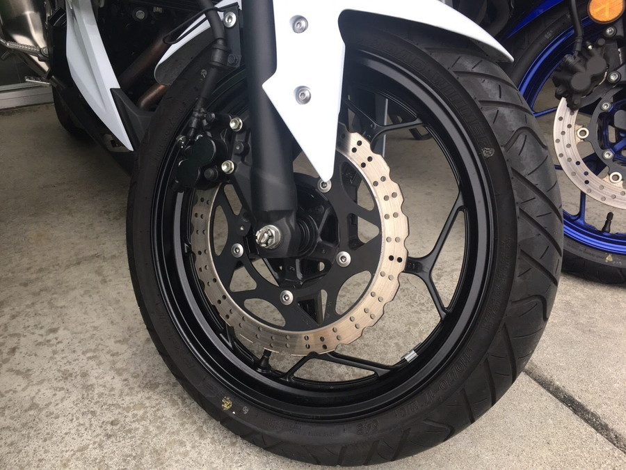 日帰り旅行に行く予定のバイク